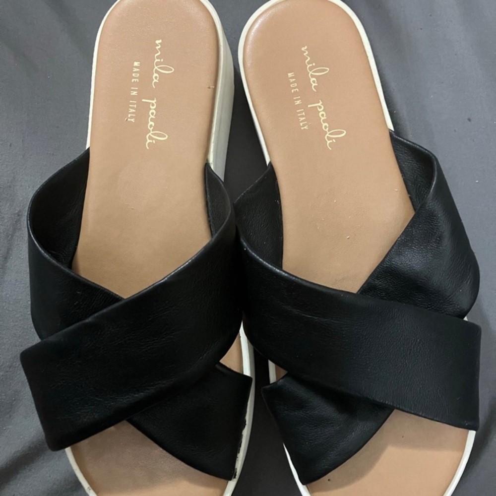 Mila Paoli Black and White Sandals with Criss-Cross Straps - Picture 2 of 5
